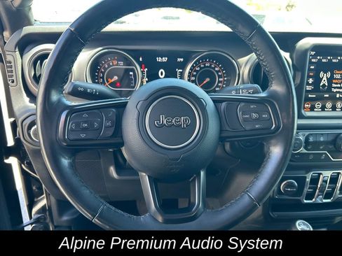 Used 2022 Jeep Gladiator Sport AWD/4WD image 17