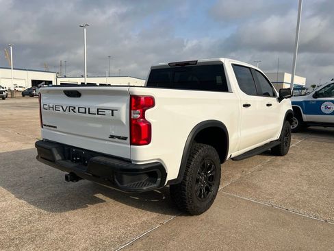 Used 2024 Chevrolet Silverado 1500 ZR2 w/ Technology Package AWD/4WD image 5