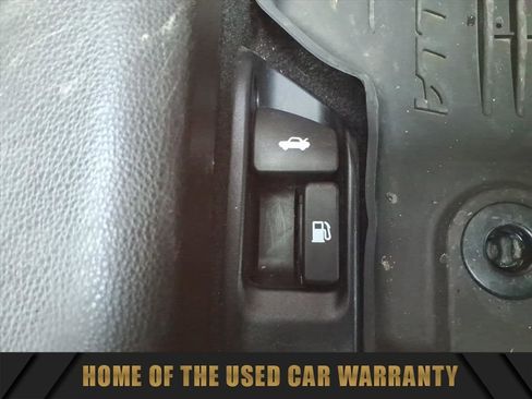 Used 2022 Toyota Corolla SE image 32