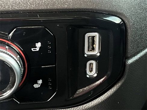 Used 2023 GMC Sierra 1500 Elevation w/ X31 Off-Road Package image 18