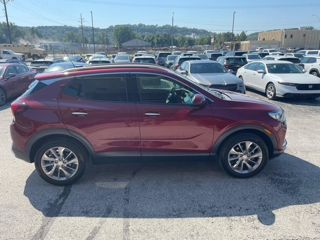 Used 2023 Buick Encore GX Essence w/ Experience Buick Package AWD/4WD image 5