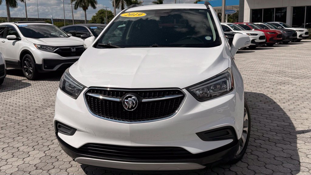 Used 2019 Buick Encore Preferred w/ Safety Package FWD image 2