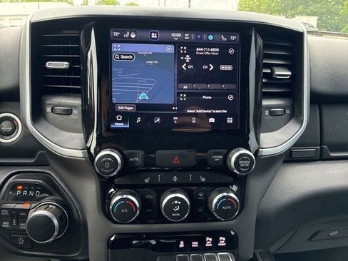 Used 2022 RAM 1500 Big Horn AWD/4WD image 9