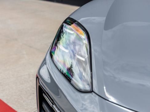 Certified 2024 Porsche Cayenne AWD/4WD image 19