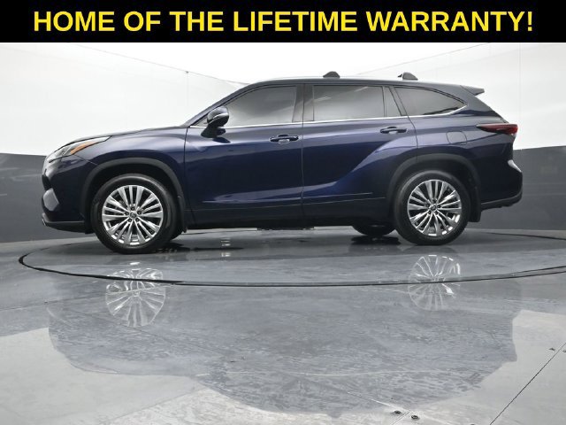 Used 2025 Toyota Highlander Platinum AWD/4WD image 51
