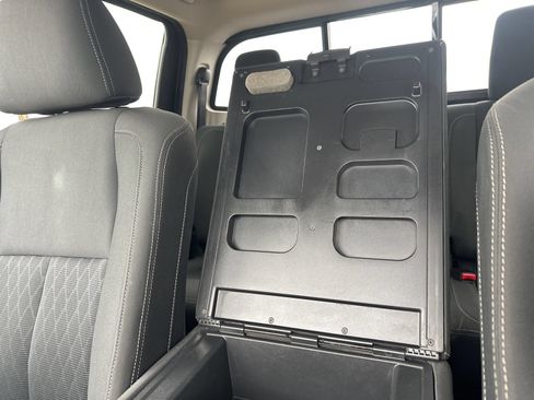 Used 2017 Nissan Titan SV AWD/4WD image 60