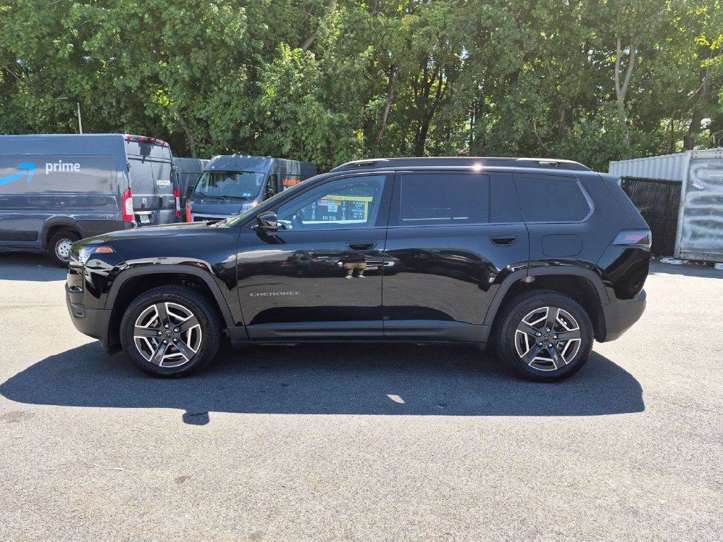 Used 2026 Jeep Cherokee Limited AWD/4WD image 6