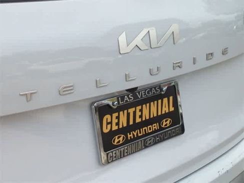 Used 2023 Kia Telluride SX Prestige image 12