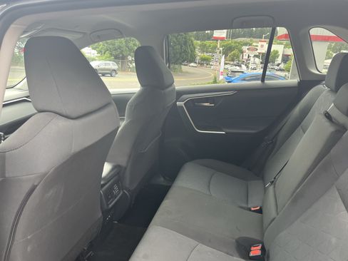 Certified 2025 Toyota RAV4 XLE AWD/4WD image 13