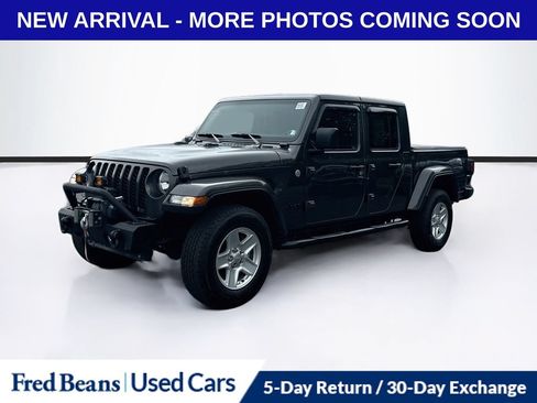 Used 2021 Jeep Gladiator Sport AWD/4WD image 3
