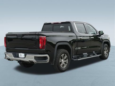 Used 2019 GMC Sierra 1500 SLT w/ SLT Premium Plus Package AWD/4WD image 9
