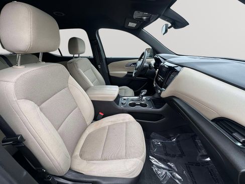 Certified 2022 Chevrolet Traverse LS image 28