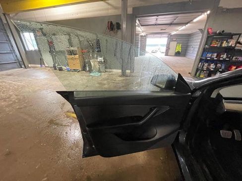 Used 2020 Tesla Model Y Performance AWD/4WD image 24