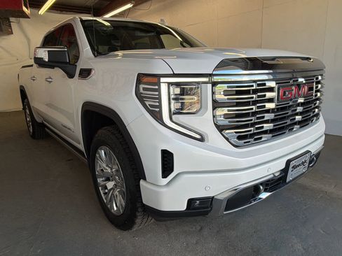 Used 2023 GMC Sierra 1500 Denali image 4