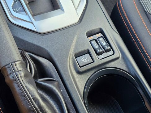 Used 2023 Subaru Crosstrek 2.0i Premium w/ Popular Package #3 image 24