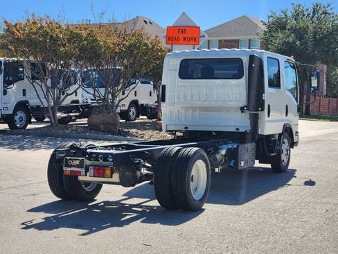 New 2024 Chevrolet Low Cab Forward 4500XD RWD image 12