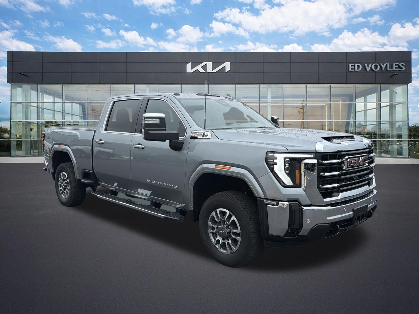 Used 2024 GMC Sierra 2500 SLT w/ SLT Premium Package AWD/4WD image 1