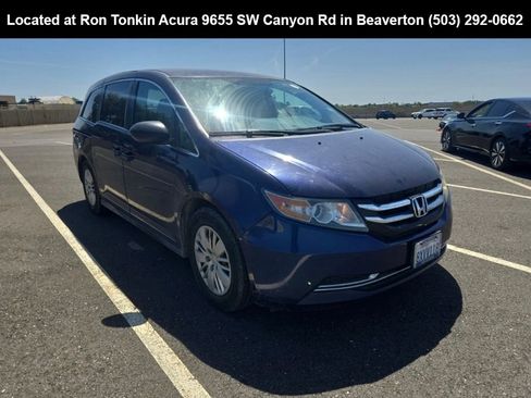 Used 2015 Honda Odyssey LX image 1