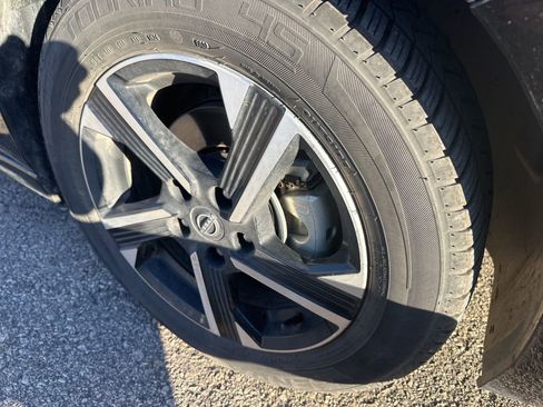 Used 2024 Nissan Sentra SV image 10