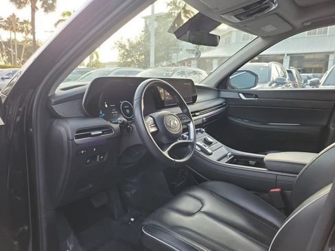 Used 2024 Hyundai Palisade Limited FWD image 10