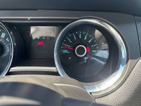 Used 2014 Ford Mustang Coupe RWD image 29