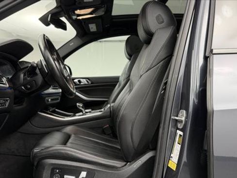 Used 2022 BMW X5 sDrive40i w/ M Sport Package RWD image 14