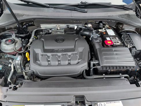 Used 2019 Volkswagen Tiguan SE w/ Panoramic Sunroof Package image 23