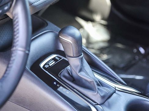 Certified 2025 Toyota Corolla SE image 21