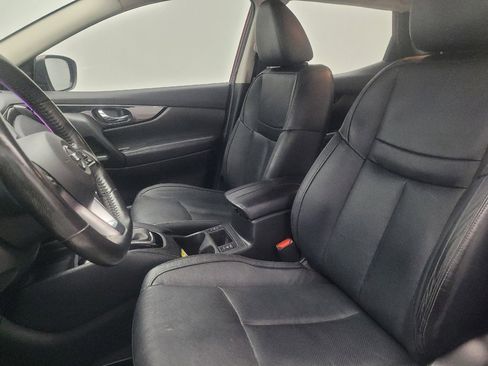 Used 2018 Nissan Rogue Sport SL FWD image 17