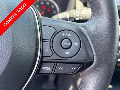 Used 2022 Toyota RAV4 XLE w/ Convenience Package AWD/4WD image 24