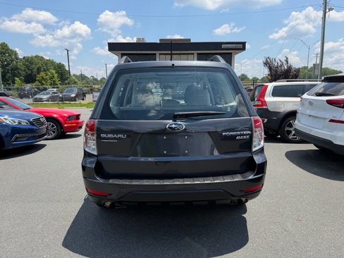 Used 2012 Subaru Forester 2.5X w/ Alloy Wheel Pkg AWD/4WD image 5