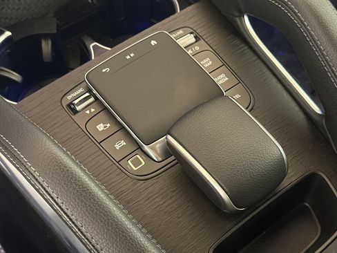Certified 2026 Mercedes-Benz GLE 350 4MATIC image 33