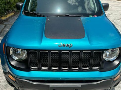 Used 2021 Jeep Renegade Trailhawk AWD/4WD image 27
