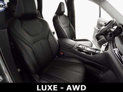 Used 2023 INFINITI QX60 Luxe image 17