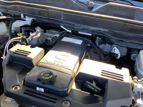 Certified 2019 RAM 2500 Big Horn image 28