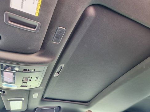 Used 2025 Lexus ES 350 Premium w/ Premium Package image 22