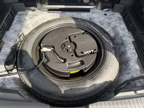 Certified 2023 Nissan Rogue SV image 8