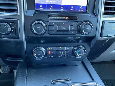 Used 2020 Ford F150 XLT w/ Equipment Group 302A Luxury AWD/4WD image 16