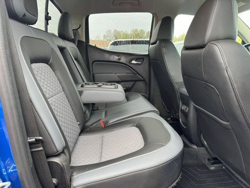 Used 2019 Chevrolet Colorado Z71 AWD/4WD image 13