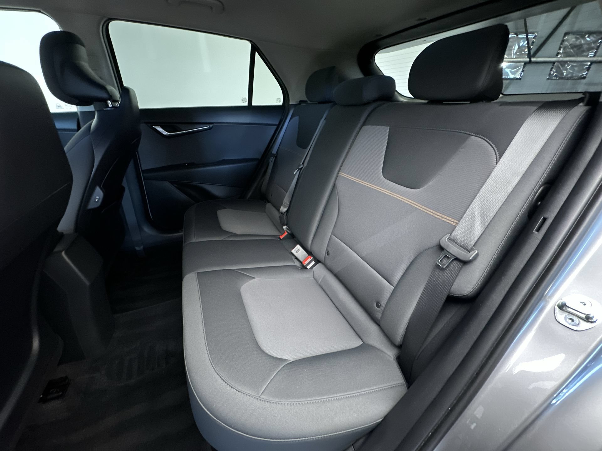 Used 2024 Kia Niro LX FWD image 21