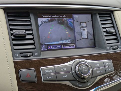 Used 2017 INFINITI QX80 Base w/ Driver Assistance Package image 21