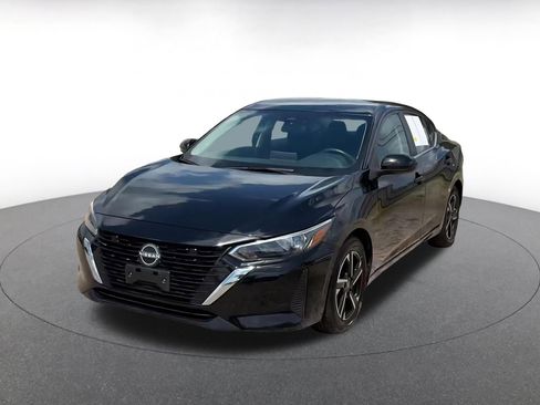 Used 2025 Nissan Sentra SV FWD image 5