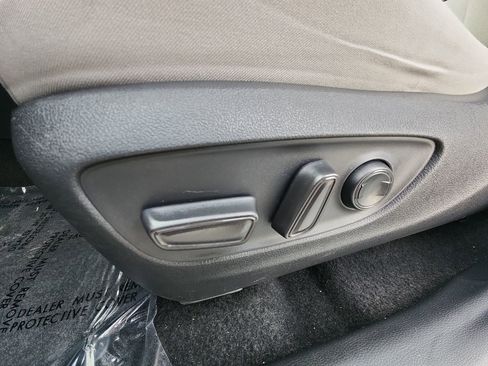 Used 2021 Toyota RAV4 XLE image 14