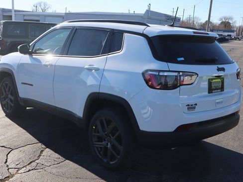 New 2026 Jeep Compass Latitude image 20