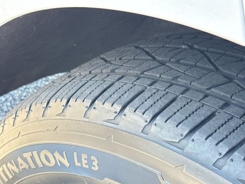 Certified 2021 Chevrolet Equinox LT AWD/4WD image 10