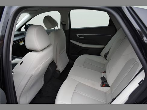 New 2026 Hyundai Sonata SEL FWD image 11