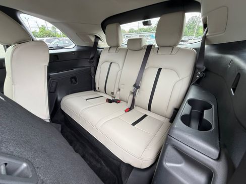 Used 2024 MAZDA CX-90 Plug-In Hybrid w/ Preferred AWD/4WD image 27
