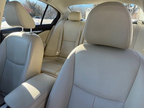 Used 2015 INFINITI Q50 Premium w/ Navigation Package image 20