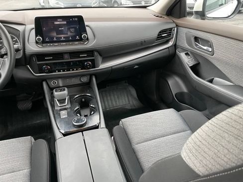 Certified 2023 Nissan Rogue SV AWD/4WD image 11