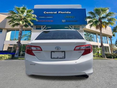 Used 2012 Toyota Camry LE FWD image 6